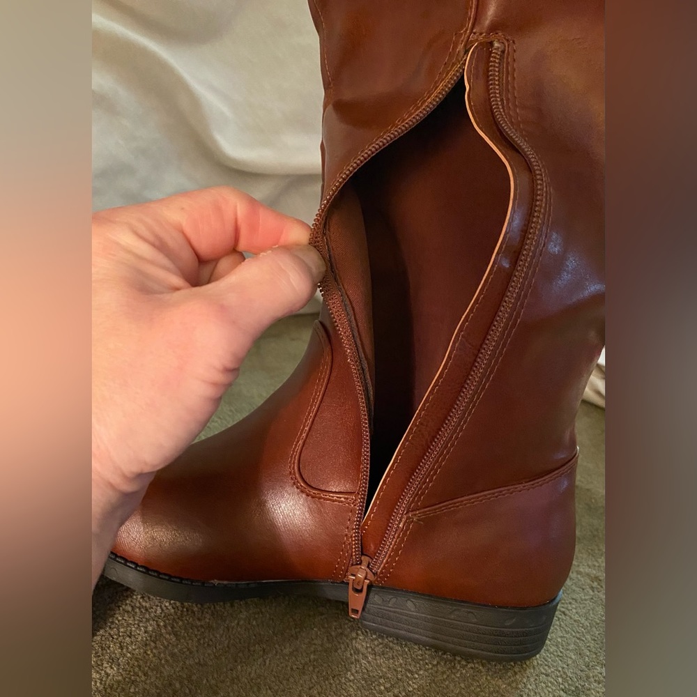 TRUE GRIT LONG WESTERN HEELED RIDING BOOTS - Picture 7 of 8